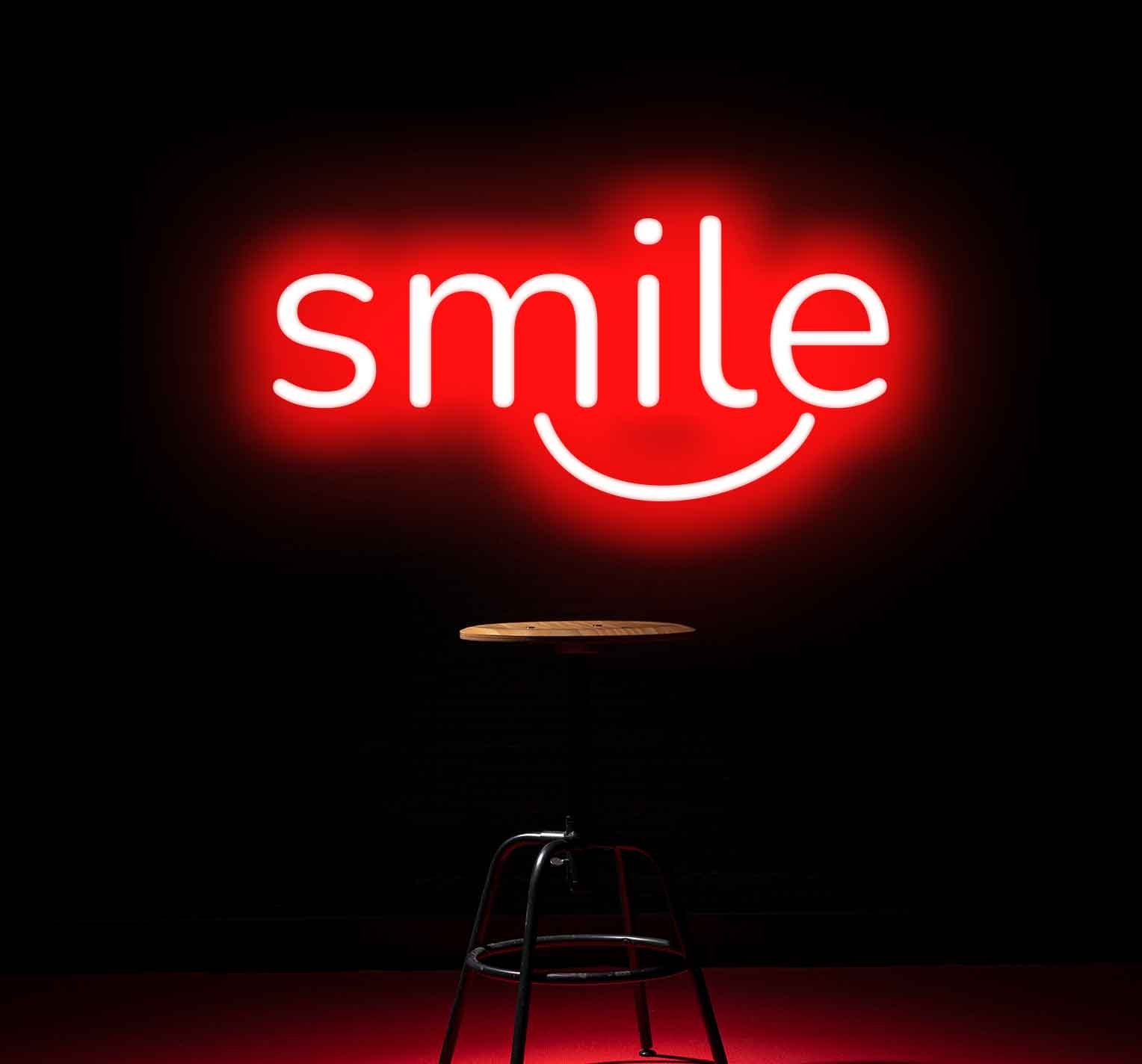 Smile Neon Sign - Image 3