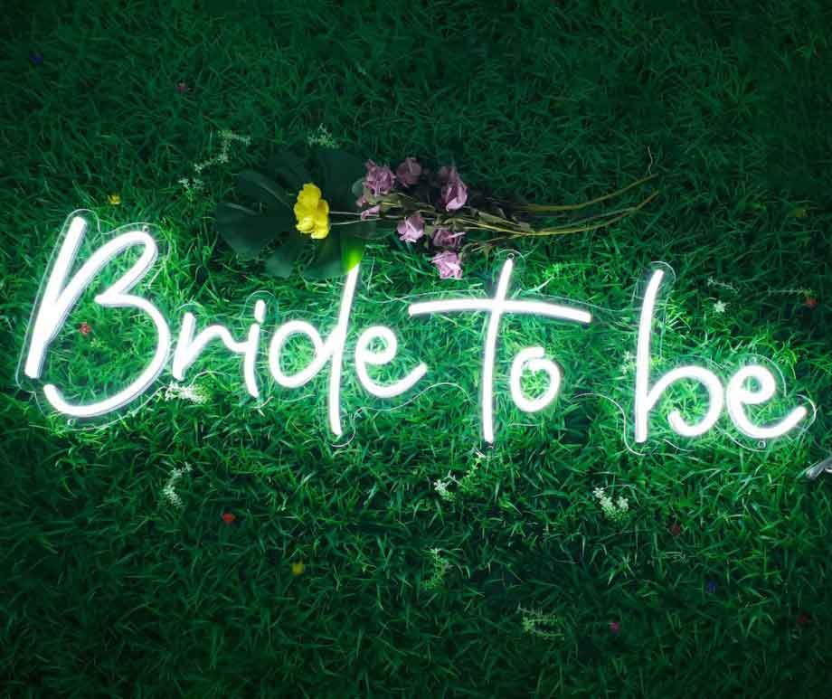 Bride To Be ❤️ Neon Sign - Image 3